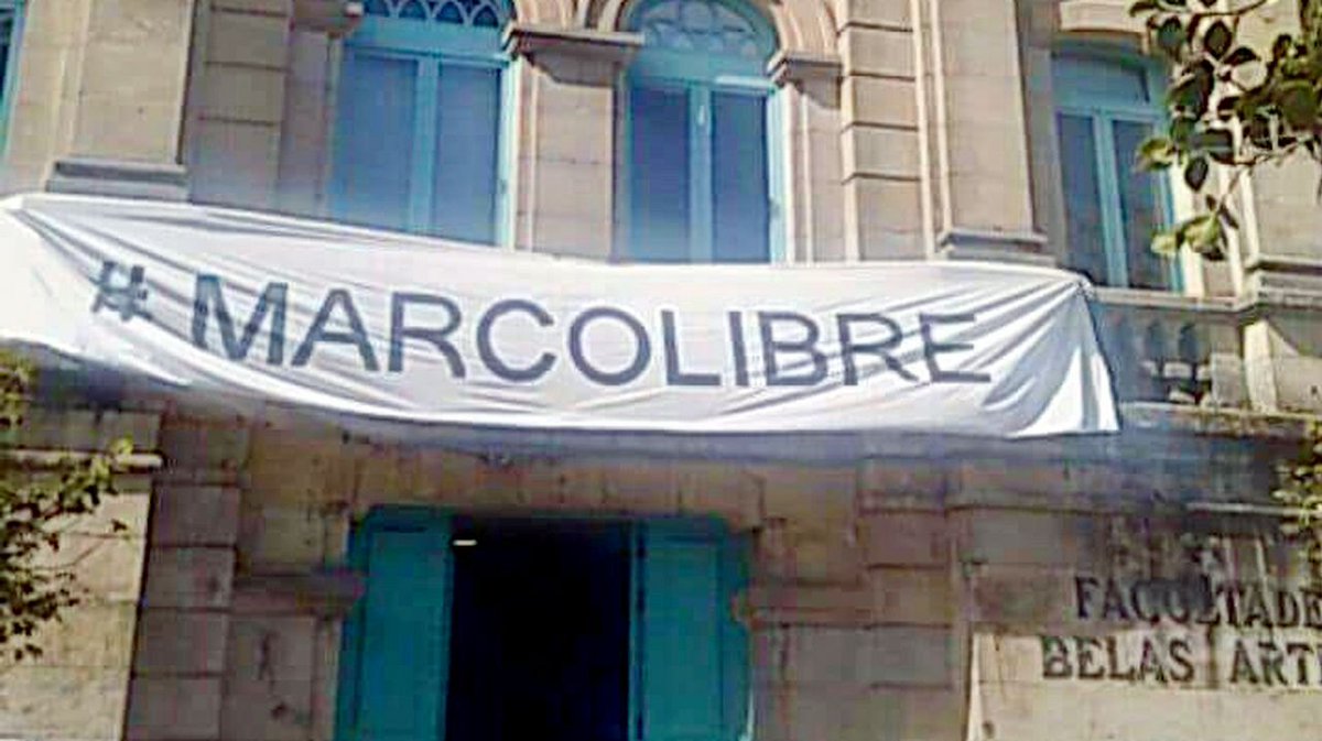 A Xunta da Facultade  de Belas Artes subscribe o manifesto da Asamblea MARCO Así Non. Grazas polo apoio e o compromiso! Seguimos!
Foto La voz de Galicia