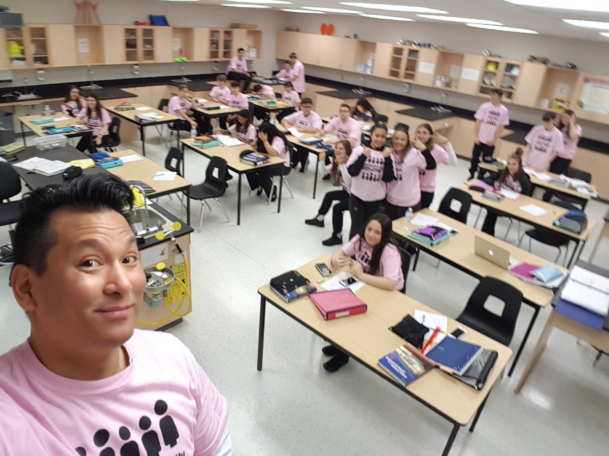 Devils_Agenda's tweet photo. On Wednesdays we wear pink #DayofPink https://t.co/sGifzX8tb5