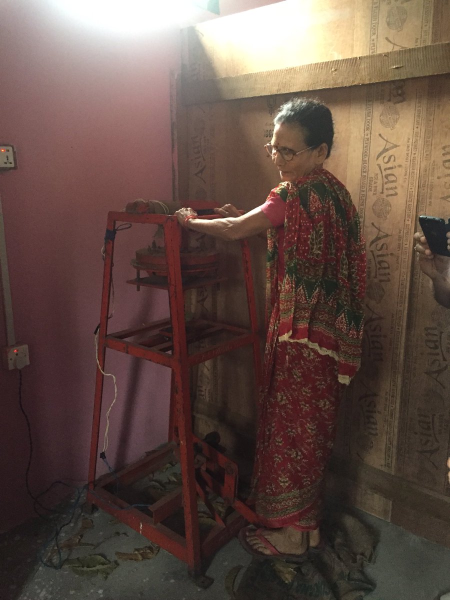 SophieKemkhadze's tweet photo. These women are among 135,000 microenterpreneurs created w support of GoNepal, @UNDPNepal and @dfat โs #MEDEP programme. Empowering people, #leavenoonebehind in action.#SDGs #globalgoals @valeriejulliand @AusAmbNP @HaoliangXu @renaudmeyer @UNDPasiapac @kamalraj99 https://t.co/B3882WQu15