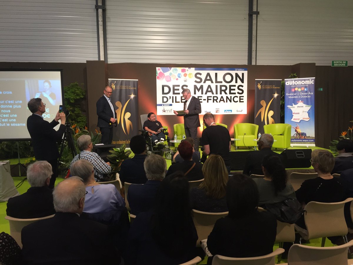 Picto Access par APF France handicap tweet media