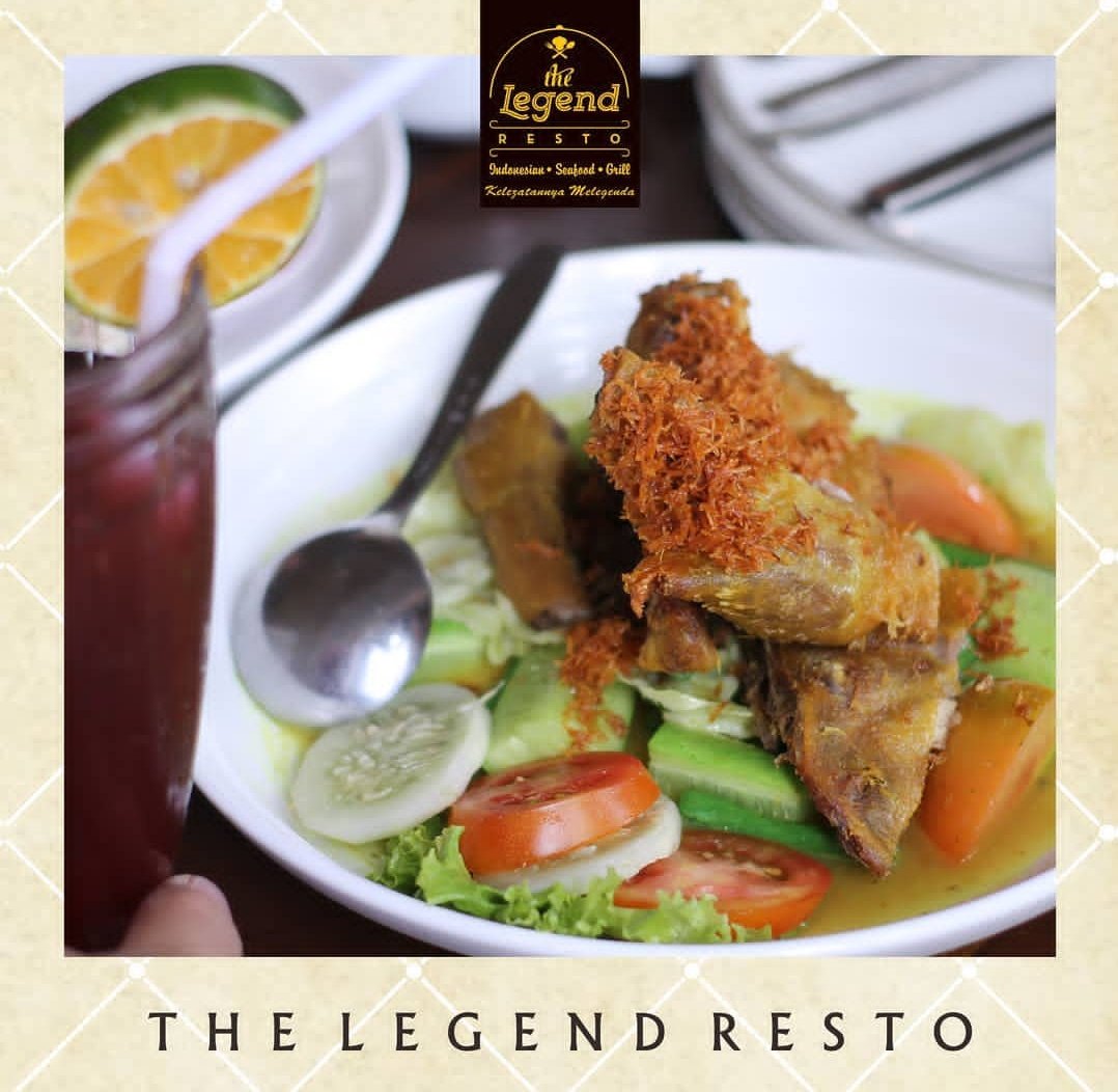 KWSGOfficial's tweet photo. Selamat malam tweeps, 
Malam ini (11/4) ada   LIVE MUSIC di @legendresto kami 🎹🎤
18.00-22.00. Mau requeat lagu bisa, mau ikutan nyanyi boleh. 
Buruan ke lokasi ya...  di The Legend Resto &amp; Caffe sebelah Wisma A. Yani 

The Legend Resto &amp; Caffe 
" Kelezatan nya Melegenda "👌 https://t.co/nHCzFSf3Kn