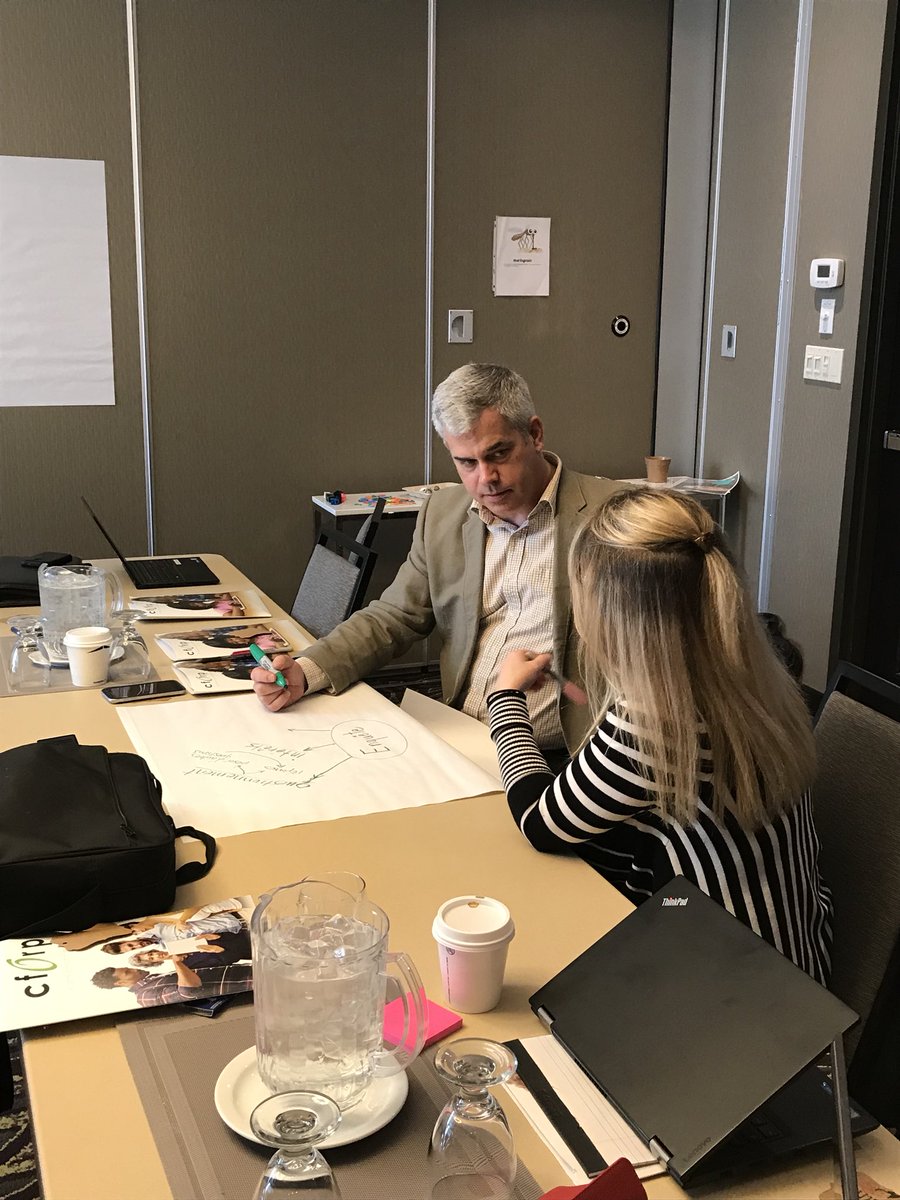 francommecaro's tweet photo. Une journée d’enquête avec les équipes de CSPNE - on pique la curiosité et on déploie nos ailes de papillon! @CSPNE #CSPNEped @plutinop @castojosee #AIM @francommecaro @CFORP https://t.co/Et0Z6zKFgN