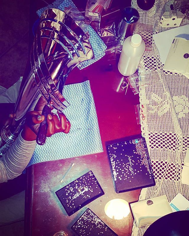 mo_crystals's tweet photo. DREAM SPACE. 📸: @sulemansteelesa 
#crystals #swarovski #trophies #custom #love #dream #work #life #businesswoman #entrepreneur #bra d #business #southafrica #johannesburg #supportlocal #art https://t.co/owewwtcmJg https://t.co/ZHEa6oJVuz