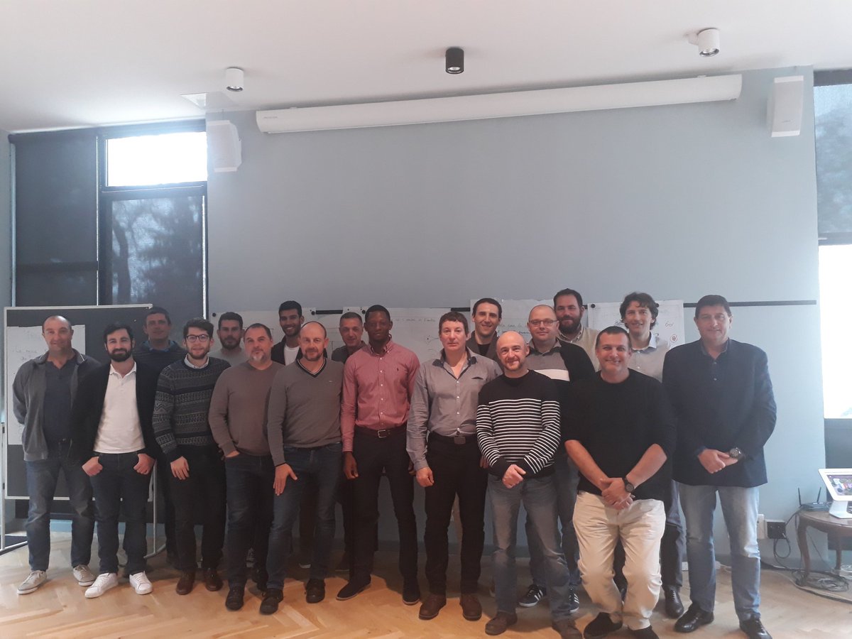 Belle équipe des coachs visite #prems de #grdfmed.  Le nouveau compartiment est prêt 
<a href="/ilhame_mkireb/">Ilhame MKIREB</a> <a href="/Olimars13/">⭕️livier CAR⭕️N</a> <a href="/YvanTrivino/">YvanTrivino</a> <a href="/ValtonVanessa/">valton vanessa</a>