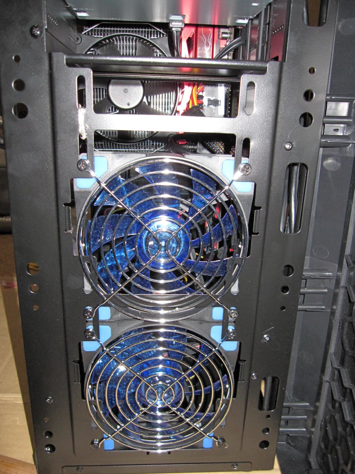 岬智尋 庶民的自作pcライフ Pc ー ﾉ Oo もはや私にとっては定番作業と化してるフィルターとかそんな気の利いたもん付いてねーよな安pcケースへのフィルター増設作業 ダイソー 駆使で費用216円也 これこそ庶民自作の真骨頂のひとつｗ