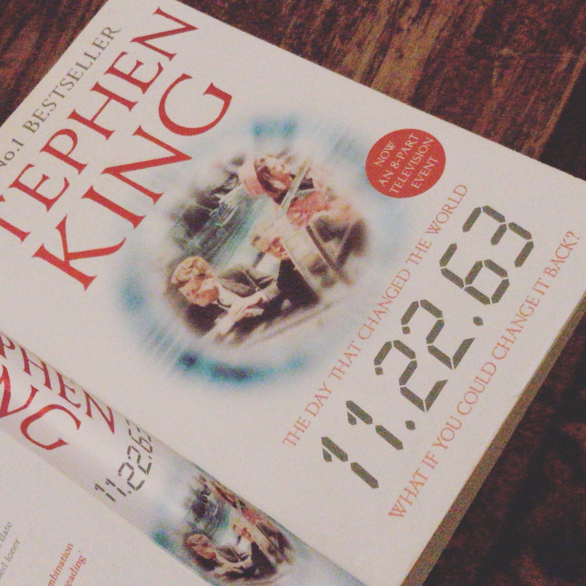 Mr. <a href="/StephenKing/">Stephen King</a> I salute you, sir. 1st of your books &amp; bowled over. Love characters, writing &amp; setting. Feel bereft &amp; long to be back in Jake’s world.