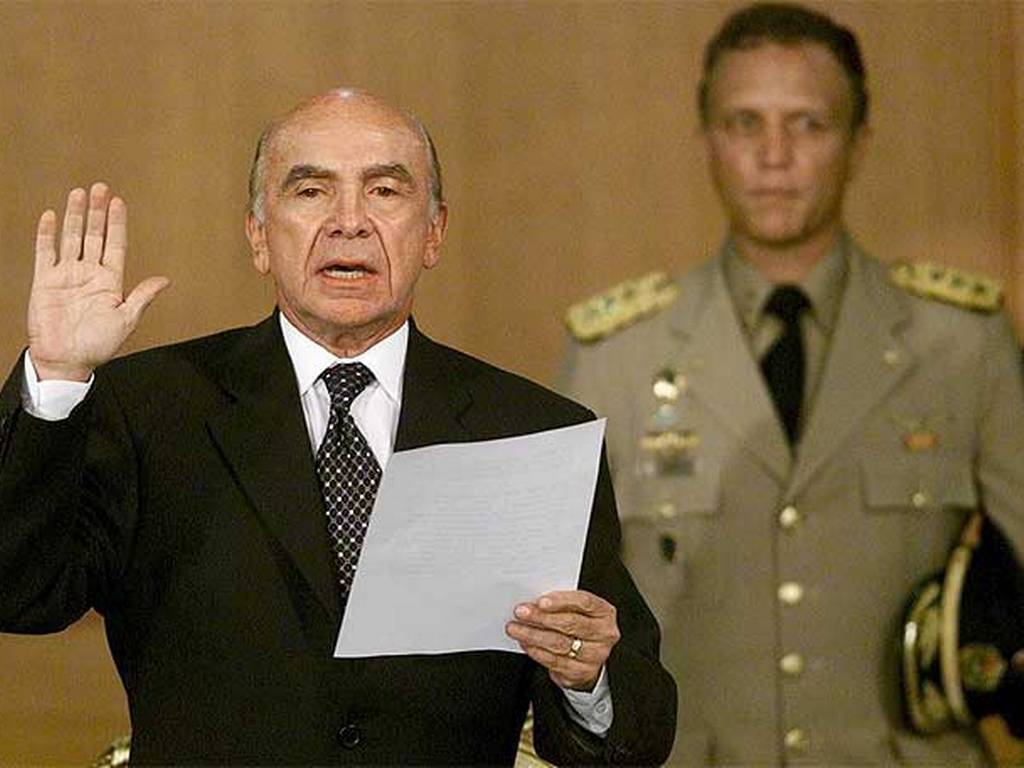 bolenplc's tweet photo. #Hoy #11Abr ¡11 de abril se cumplen 16 años del #golpe de Estado! en 🇻🇪 contra el Gobierno del comandante #HugoChávez planificado y ejecutado con la participación directa del gobierno d los 🇺🇸Estados Unidos-#Vzla es Amor❤️ y #Paz #FelizMiercoles #Anz #PLC #bolenplc +📷 https://t.co/bd0XeVzgmm