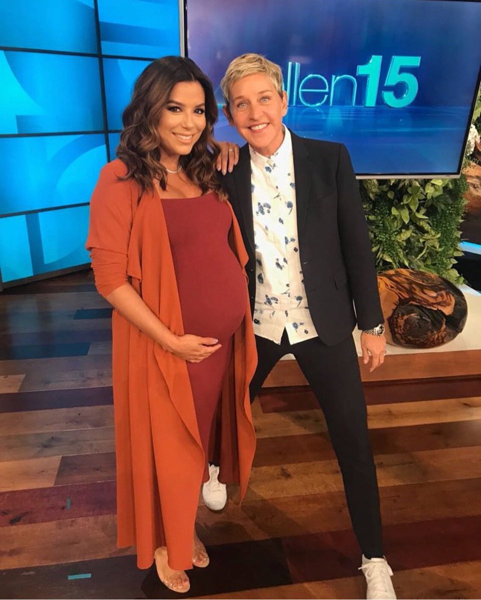 Naked Wardrobe On Twitter Evalongoria Keeps It Bumpin In
