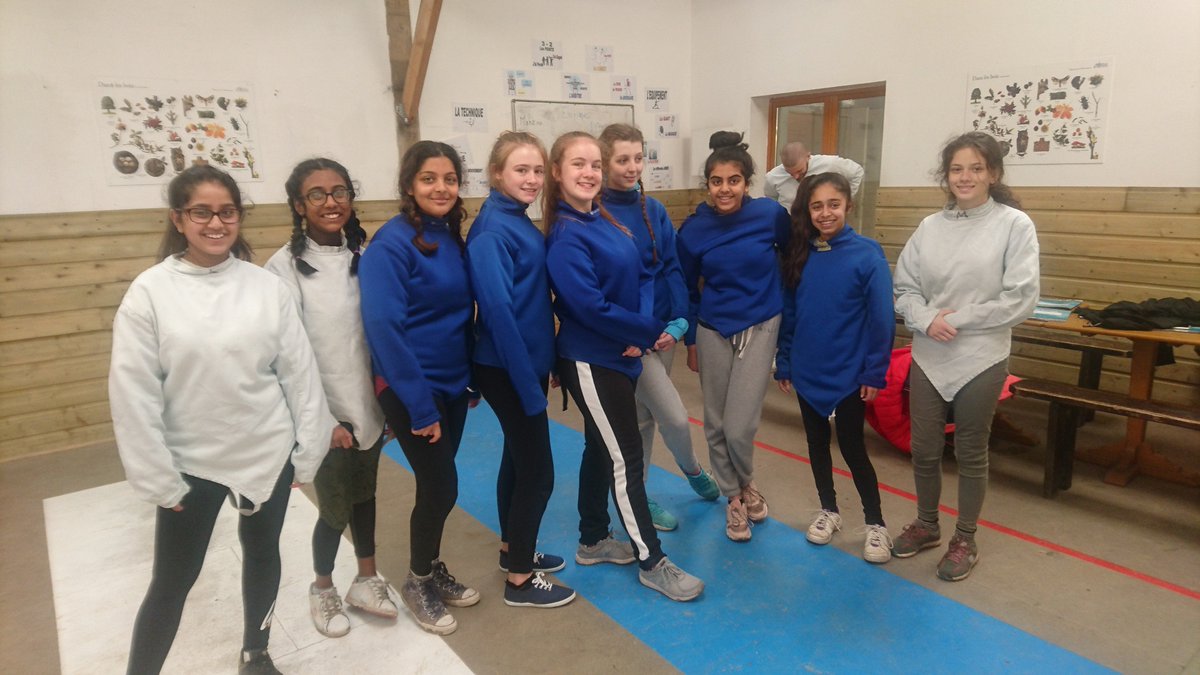 LanguagesLHS's tweet photo. Une Bonne journée! #normandytrip @LeicesterHigh https://t.co/TobpOU7Bsi