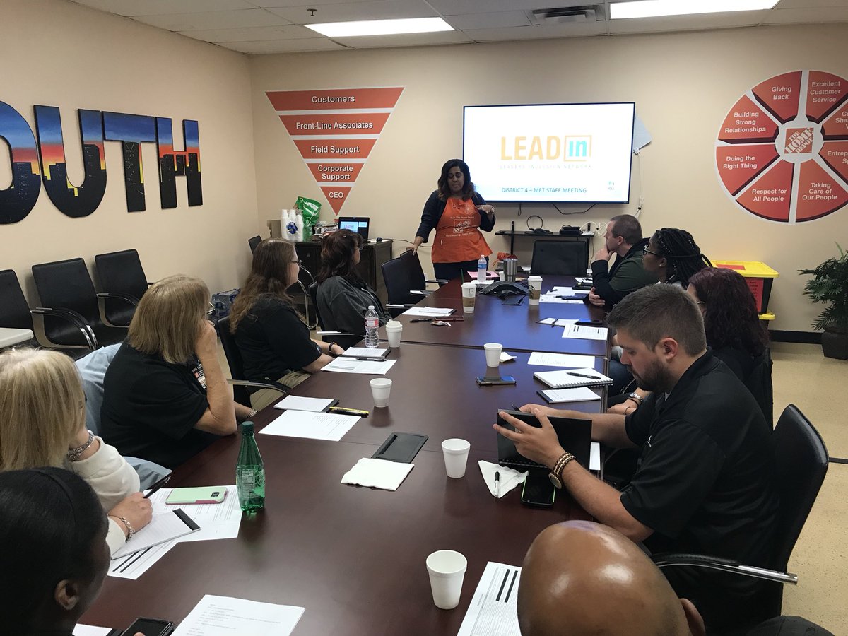 How do you spell MET Support? DHRM Sondra taking quality time to present to Supes at our Q1 Training event!  Great connections in D4 NOLA!!!  <a href="/deborah_rambo/">🦋Debbie Rambo🦋</a> <a href="/Clarence_Ford7/">Clarence</a> <a href="/WebbfWebb/">frank webb</a> <a href="/LayneThome/">Layne Thome</a>