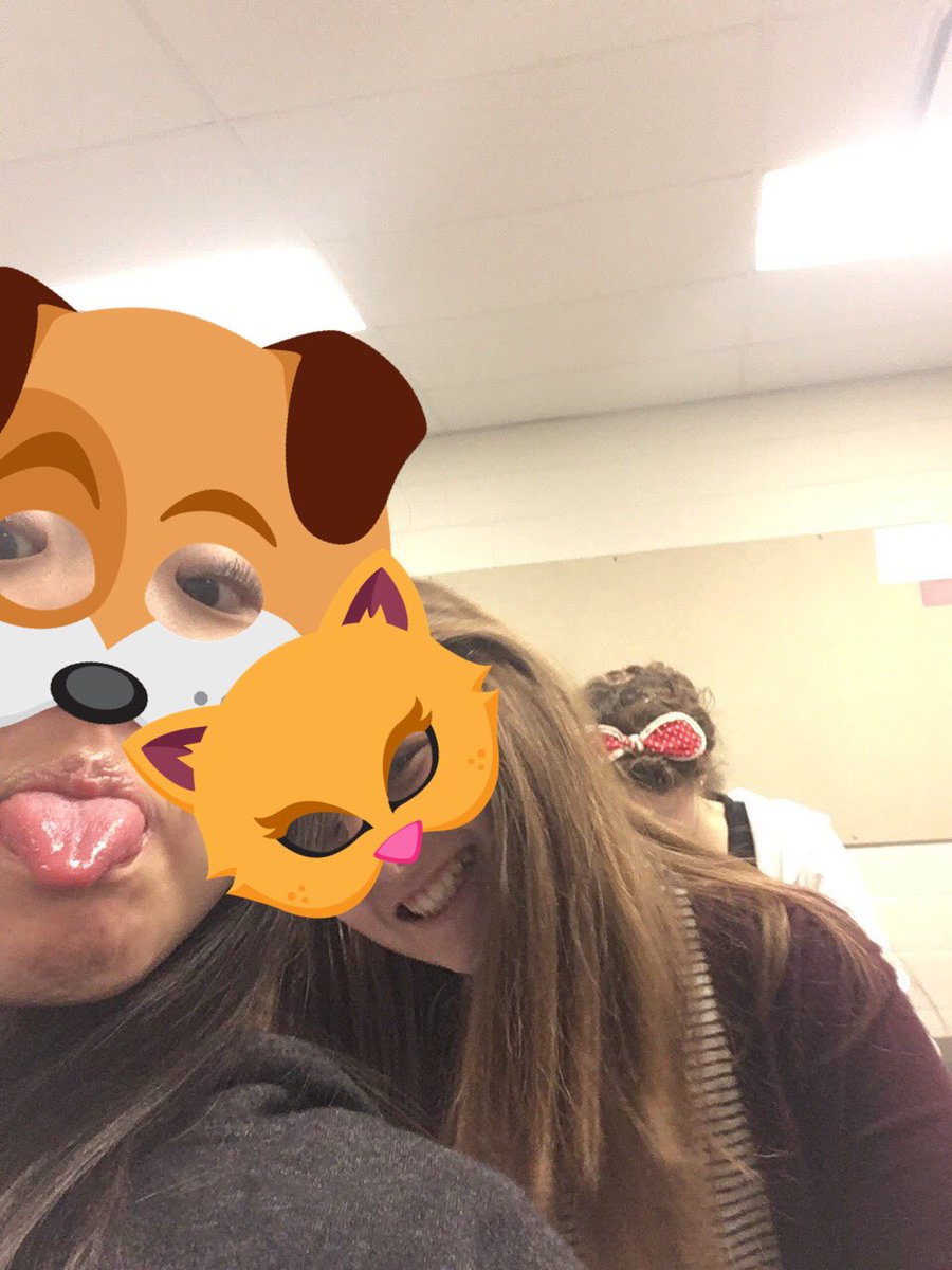 Channon_Ci's tweet photo. @julialoneman happy birthday lil j!!! Make today the best ever I love u so much #frickeisfunny #luvmath πβ€οΈβ₯οΈππ€ππππ€©π€π»π https://t.co/NG1RgJi2W0