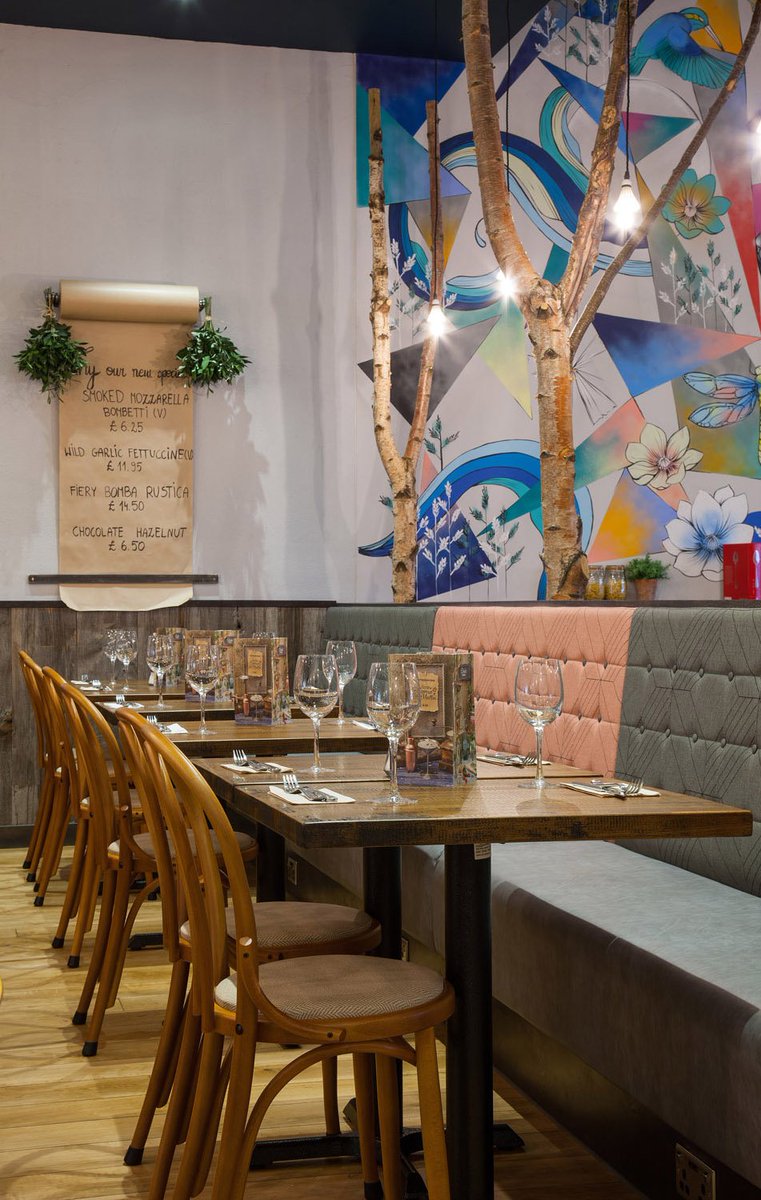 PanazFabrics's tweet photo. So exciting to see our @Davidfoxdesign GRIDZ fabrics in the new @WeAreZizzi 🇮🇹 restaurant at @westfieldstrat! Love how this looks, glad we could help this project. Might need to check in for a cheeky slice or two! 🍕 https://t.co/sEEdAnscAs