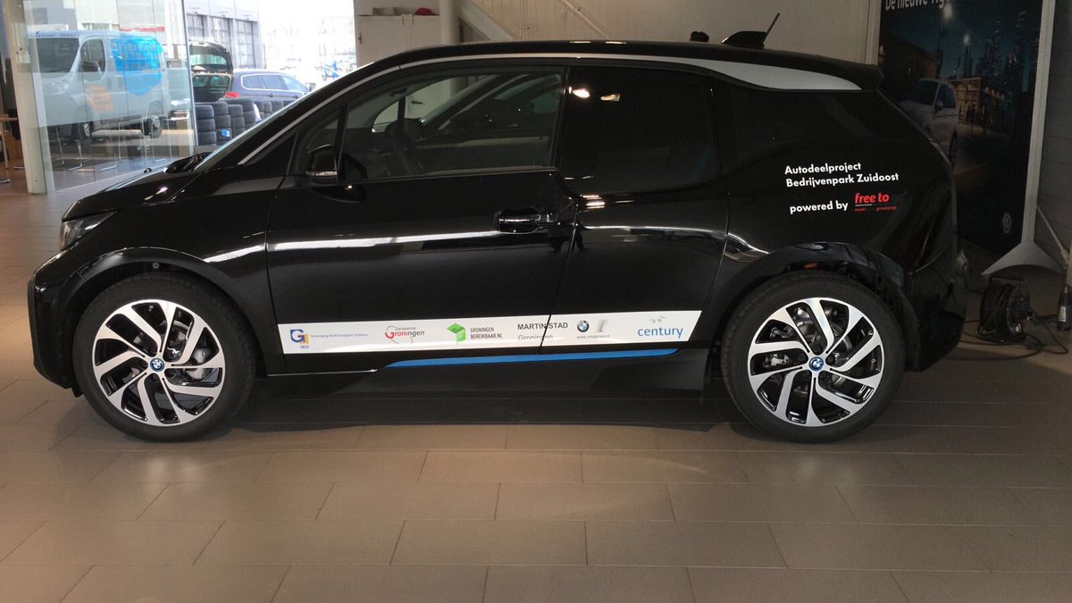 Fantastisch dat we van start zijn met ons mobiliteitsplan! Grote dank ook aan onze partners in duurzame mobiliteit: Century Autogroep, BMW Martinistad, Drenthe Tours, Groningen Bereikbaar en gemeente Groningen. #letsmovetogether #vbzo #deelauto #deelfiets #kantoorbus