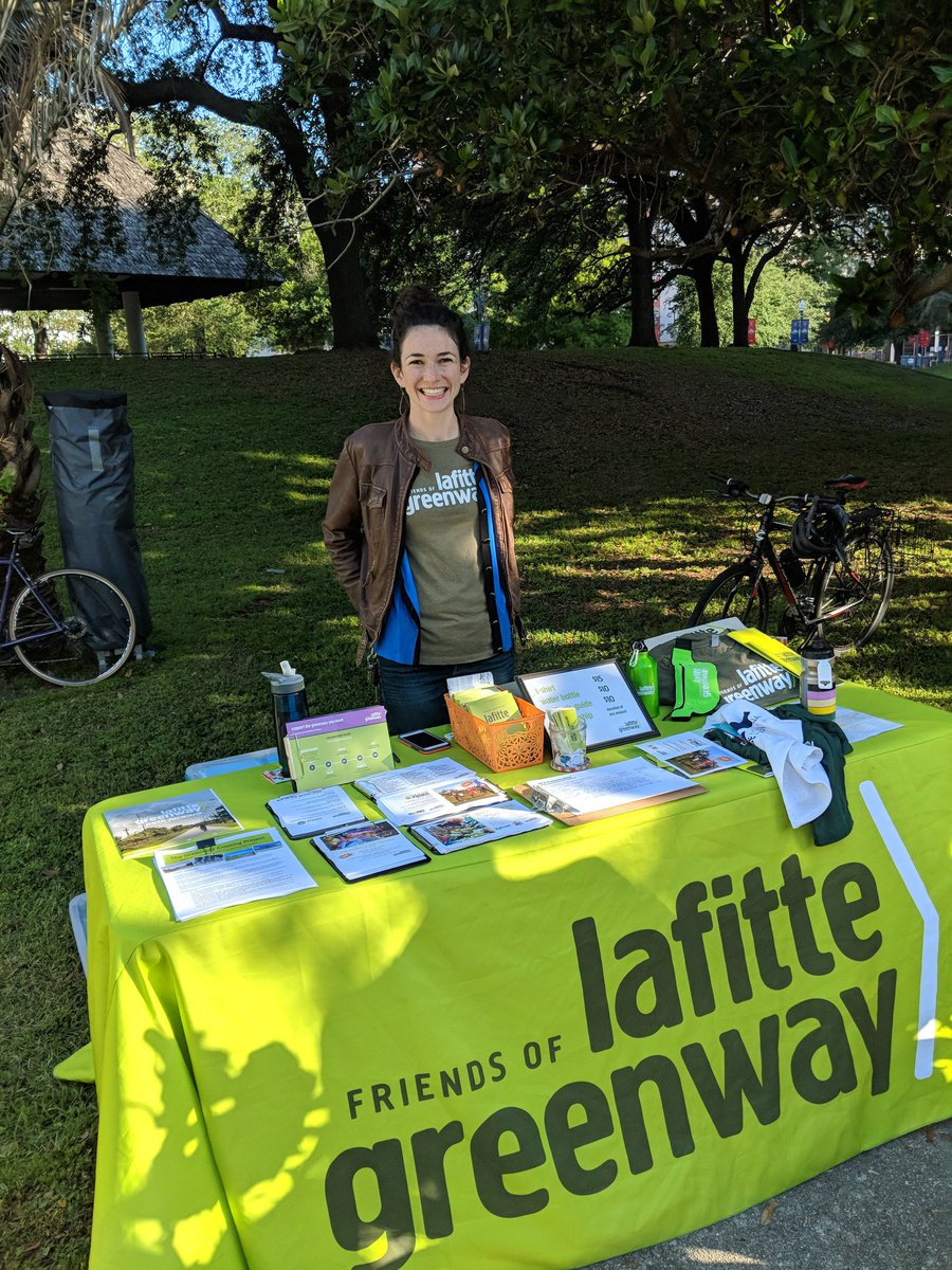 TulanePRC's tweet photo. Good morning! It was so great to see so many community partners of @TulanePRC this morning at #GNOBiketoWorkDay #biketowork @lafittegreenway @RideNewOrleans @HeartNOLA Thanks @BikeEasy! https://t.co/ci08BezPLx