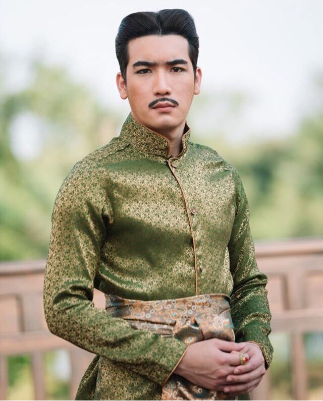 orjaw3's tweet photo. ท่านศรีปราชญ์เจ้าค่ะ😍 หล่อทั้งเรื่อง เรื่องนี้💯 #บุพเพสันนิวาส https://t.co/Dln2pKwU56