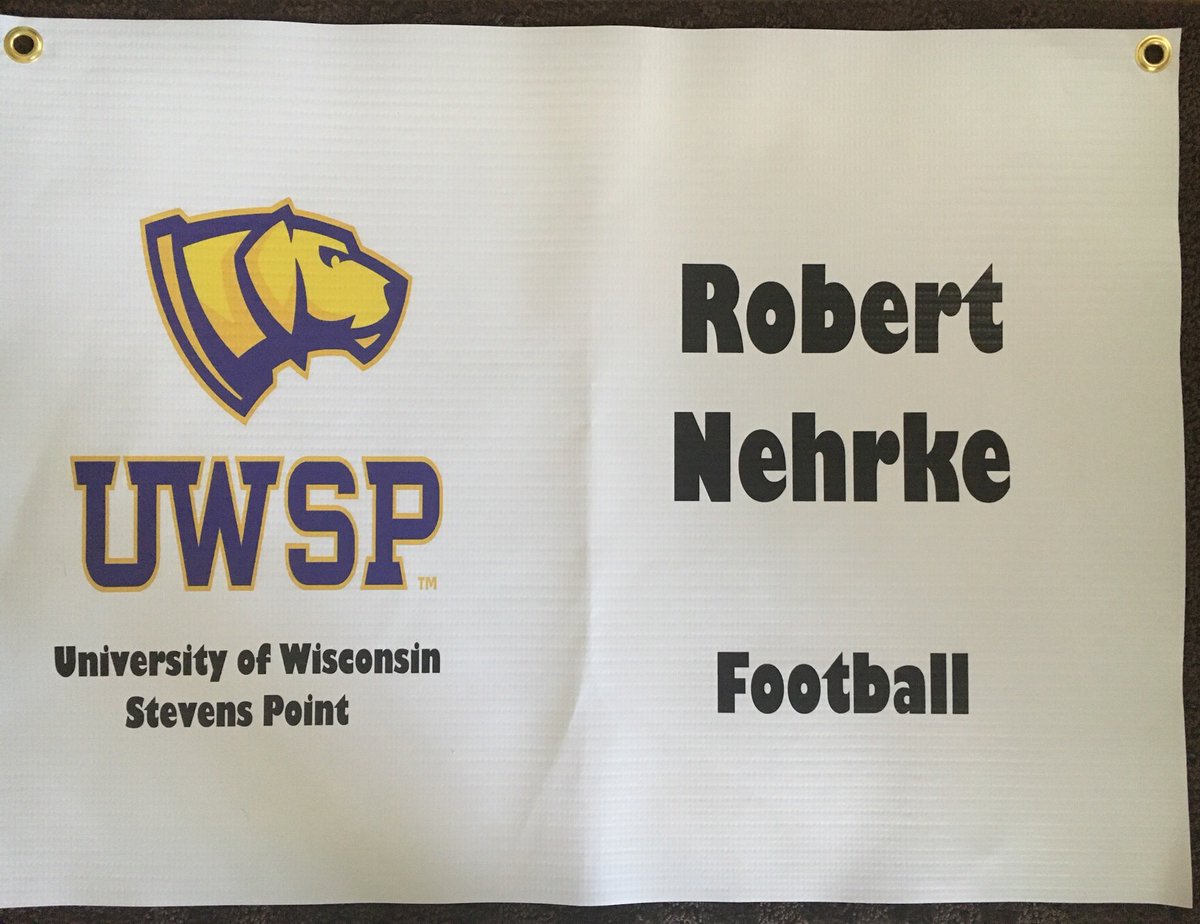DFranzNehrke's tweet photo. Official Signing Day at WHS! Congrats to my son Robby on his commitment to play football & continue his academics at The University of Wisconsin-Stevens Point! #pointersfootball ๐ https://t.co/ddd8EGItEE