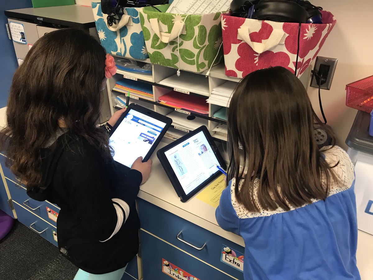 Using #KidRex to research history events for our class book, “If I Could Travel Back in Time ...” 📖 <a href="/GoMounts/">Ephrata Area SD</a> <a href="/Mr_Esbenshade/">Highland Elementary</a> <a href="/studentreasures/">Studentreasures</a>