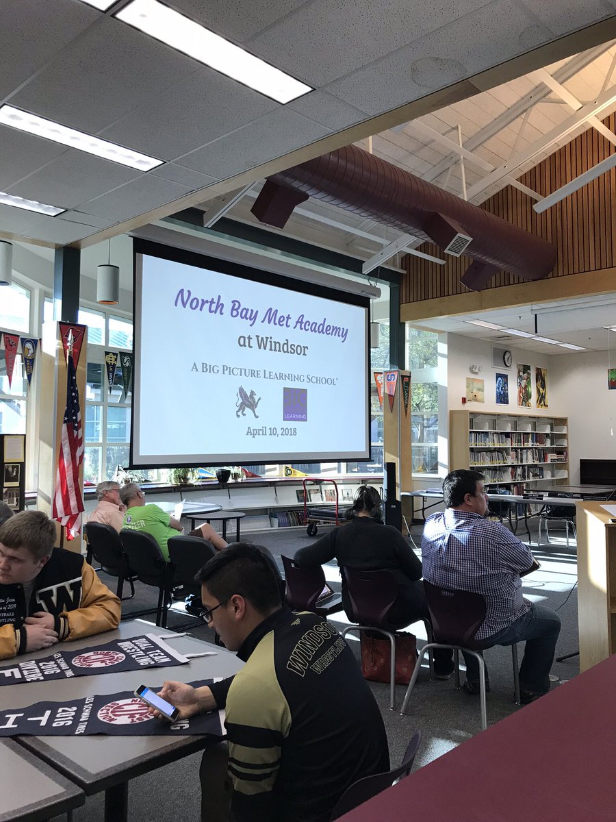 thefocuslocal's tweet image. Proud to be working with #NorthBayMetAcademy with @bigpiclearning. Last night their program received permanent status! #youthvoice was strong at the School Board presentation. Congrats!