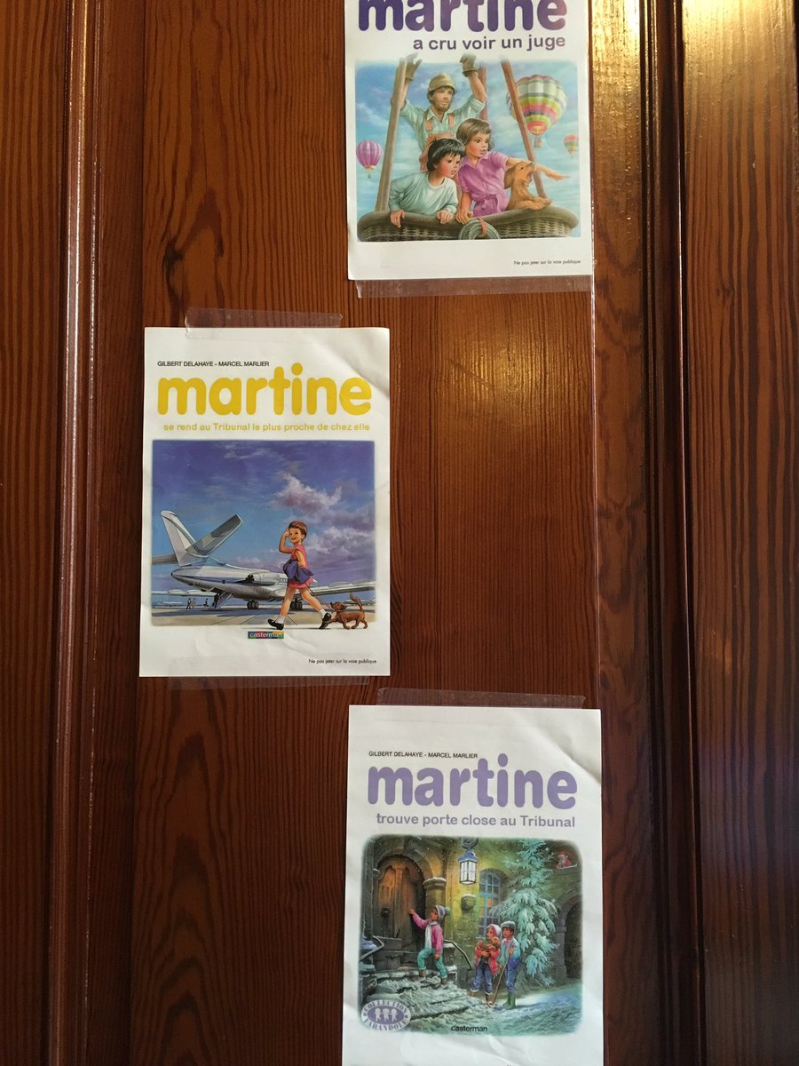 Choodesny's tweet photo. Nouvelle #deco au #cabinet ! #Avocat #greve #justicepourtous https://t.co/4P0EMAAF3w