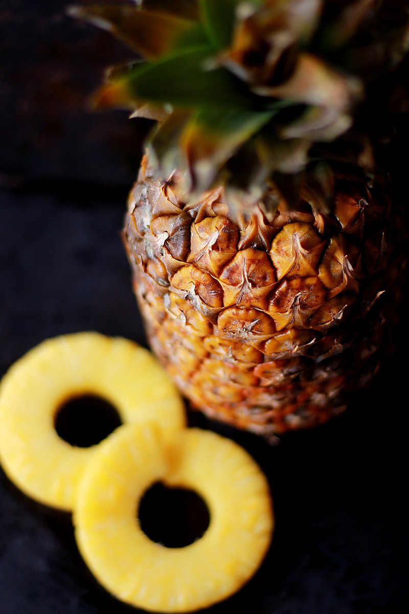 _Preggas's tweet photo. Did you know that pineapples can help alleviate constipation AND potentially help kick-start labour? Our latest blog post is filled with hacks for dealing with constipation in late term pregnancy. 

https://t.co/m2l4YjkiYg https://t.co/xV3gqThaMl