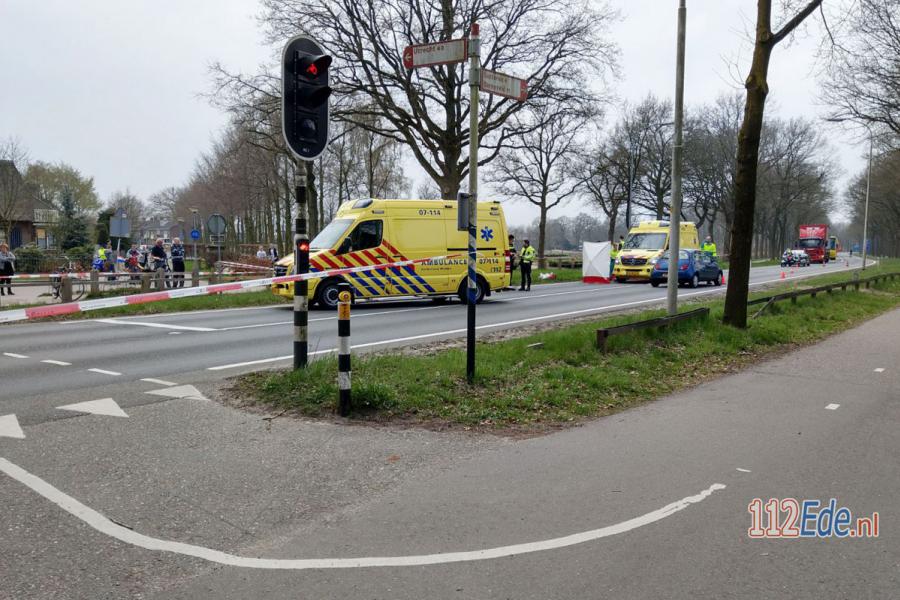 🚨 Fietser omgekomen bij ongeval op de Rijksweg N224 in #Ede 112.press/QPBL5j 112Ede https://t.co/KYxzU7SSXW