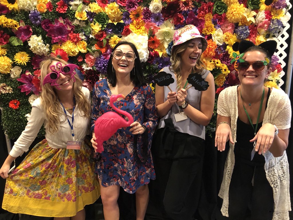 sydmayer16's tweet photo. We are ready for a good time!  #humberPR #ArtUnitesHumberIgnites https://t.co/BJur8GIKTp