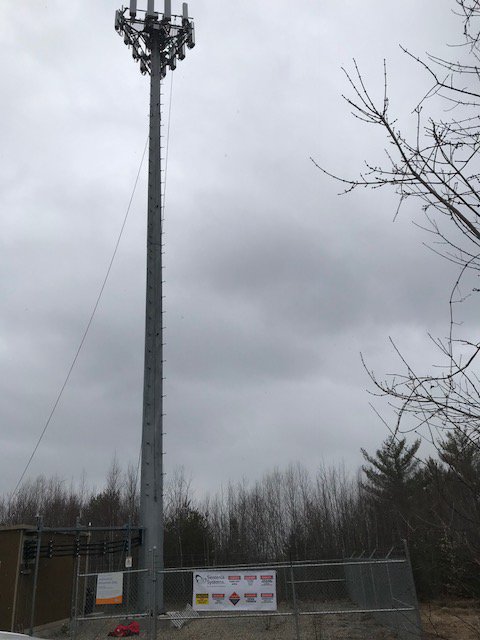 SenteniaSystems's tweet image. Sentenia's team was in Greenfield, N.H. yesterday performing a RET swap on a 100ft tower for CCI.