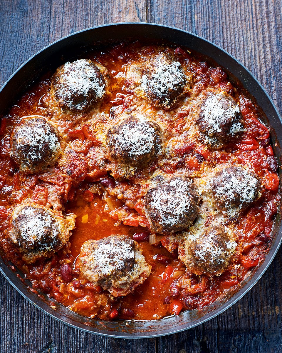 deliciousmag's tweet photo. @jamesmartinchef shares his own take on this American classic: cheesy Texan meatballs. Find the full recipe in our April issue, out now https://t.co/xvuZP2iNC9