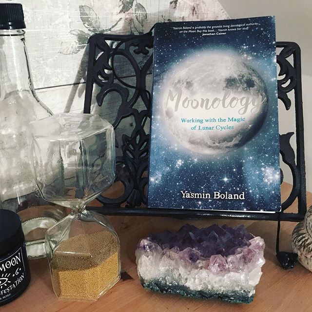 story_witch's tweet photo. Managed to get my review of #moonology uploaded last night ❤️ (link in bio). Have you read it? What did you think?
.
I haven’t forgotten about my #herecomesthesunwitches post - will get onto it later ☺️ .
.
.
.
.
#witchesofinstagram #witchy #witchyth… https://t.co/dGmicNfisM https://t.co/FwvShlWPZ3