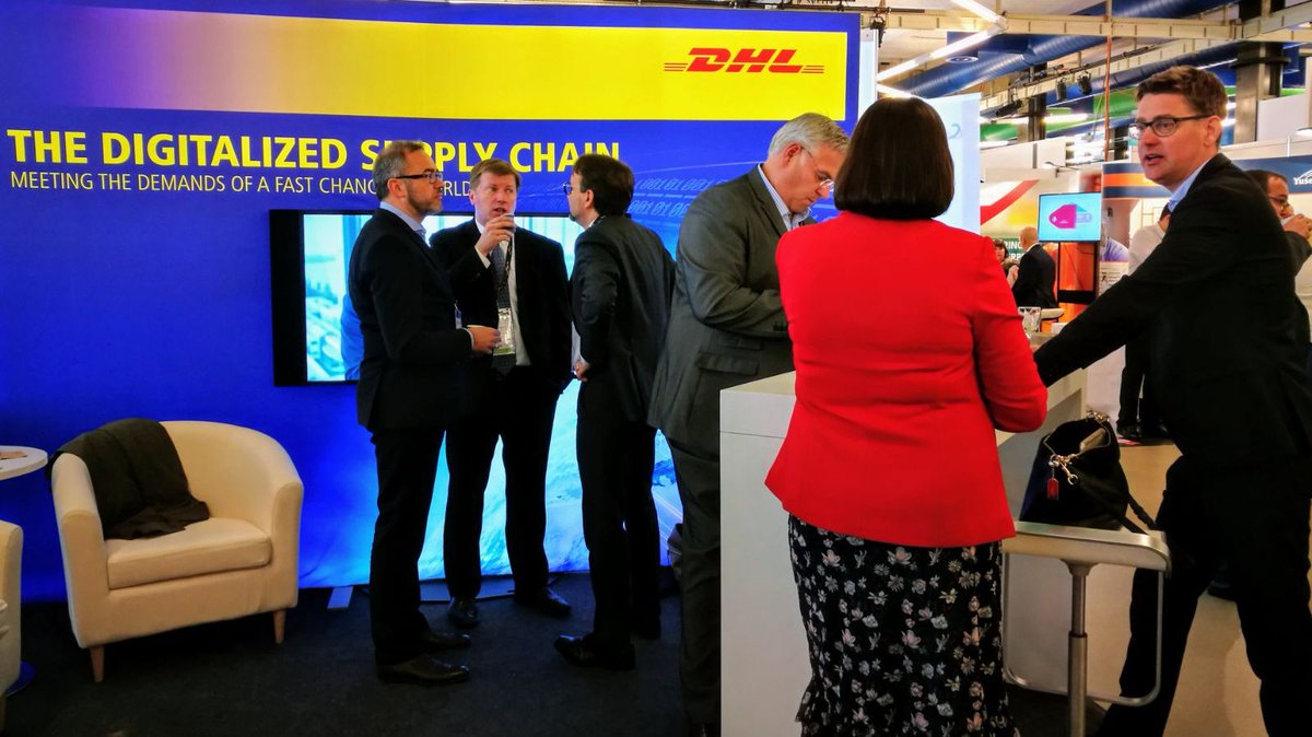 DHLsupplychain's tweet image. What challenges are you facing in developing end-to-end #digitalized #supplychain? Join us at booth 20 to find out how they can be overcome #Logipharma #dhldigital