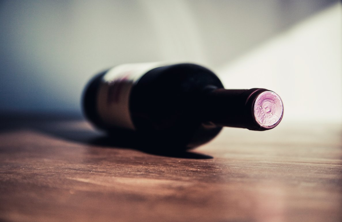TheJBar1's tweet photo. When there is a wine, there's a way. #winewednesday #halfpricebottles #sipsavorsocialize https://t.co/uZODuluwPv