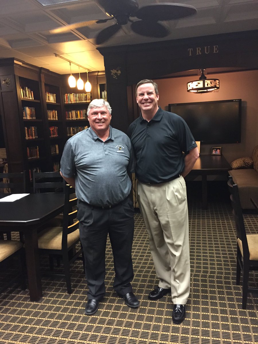 Kevin Stubblefield tweet media