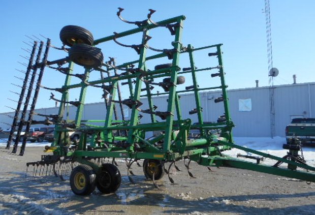 KCN2017's tweet photo. It's a beautiful day to shop for your spring field-work equipment! Stop in to one of our 11 locations and talk with our sales staff today! https://t.co/FSbGtjGR5n