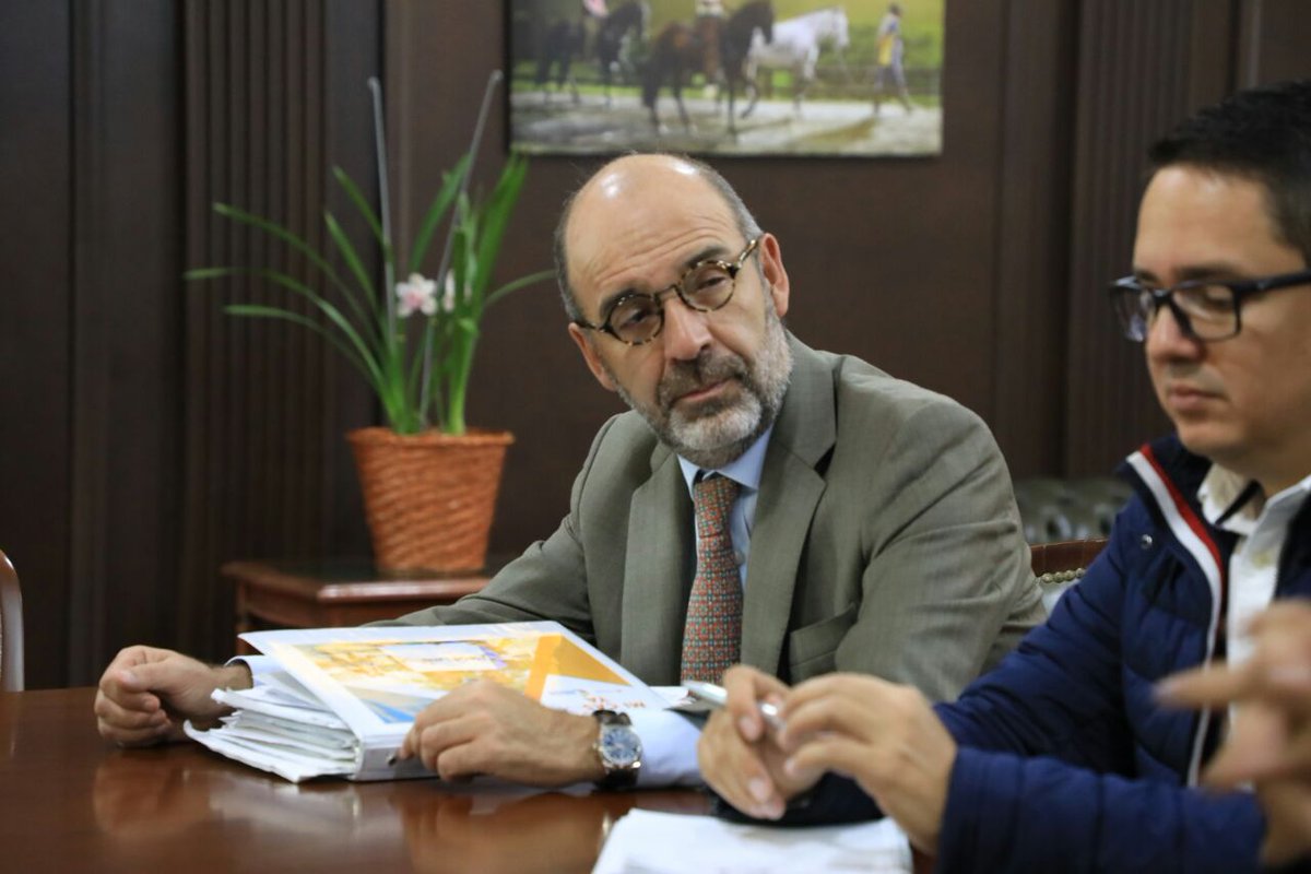 CamiloSanchezO's tweet image. #AEstaHora En reunión de seguimiento a #Mocoa. Seguimos fortaleciendo nuestro trabajo por la reconstrucción #AsíAvanzaMocoa 👍🇨🇴 @infopresidencia