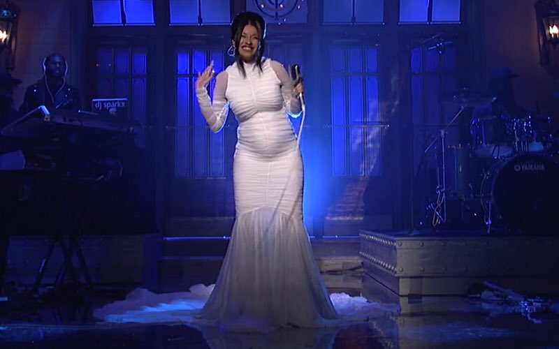 Before we do a deep dive into the album, we’re currently in the jump of @iamcardib’s promo run for #InvasionOfPrivacy! Did y’all catch her on @nbcsnl this past weekend?! She did skits and performed #BeCareful and revealed her pregnancy! #InvasionofPrivacy soundcloud.com/remindmetotell…