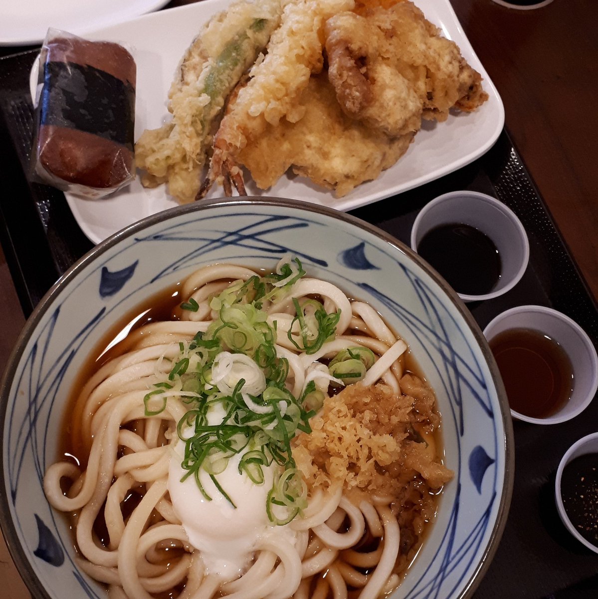 Some places aren't special or unqiue. But some places have the basic things down to a science and are absolutely on point. One of the best Udon & Tempura joints in #Honolulu #Hawaii. #MarukameUDON