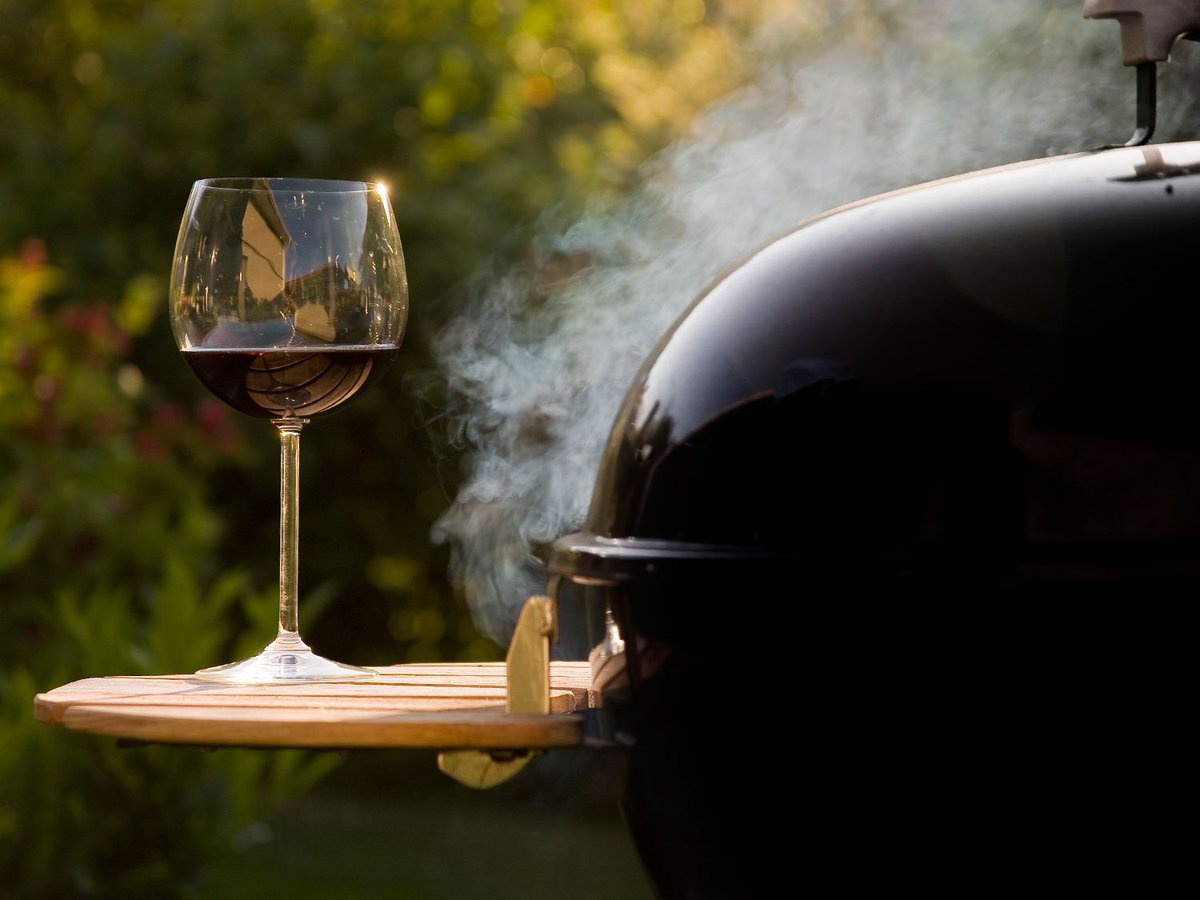 StarryNightWine's tweet photo. 25% off #sale! Our 2013 Petite Sirah and Moonhead Red! While supplies last - #WineWednesday - #BBQ season needs #wine   https://t.co/Acf3E3W30N https://t.co/hSZZsAiZMe