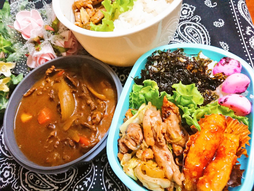 お弁当🍱
・カレーライス🍛
・鶏の春キャベツ炒め
・イカ天のてんつゆかけ
・しそにんにく

気を付けて行ってらっしゃい😊👋
#Twitter家庭料理部 #お弁当記録 
#おうちごはん #お弁当 #男子弁当