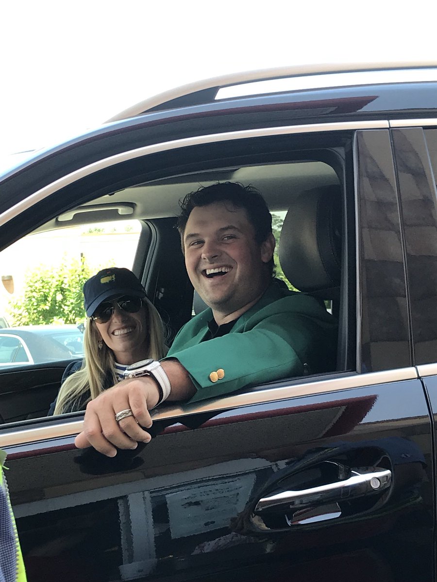 thewoodlandscfa's tweet photo. Look who we had the pleasure of serving today at our Sawdust Road Chick-fil-A Drive Thru!! Welcome home to the 2018 Masters Winner- Patrick Reed with his beautiful wife! ⛳️🏆
Green jacket ✅ Chick-fil-A ✅ https://t.co/QEp8yWZcDv