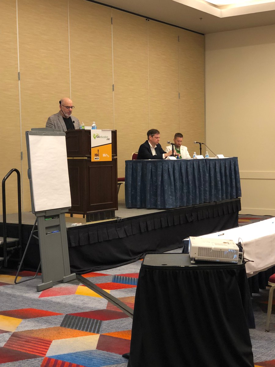 ZWave_Alliance's tweet image. Alliance exec director @Mitchell_Klein speaking on #homesecurity market &amp;amp; how new technologies are transforming the space at #ISCW18 – Sands 309, Level 1 #ISCWest