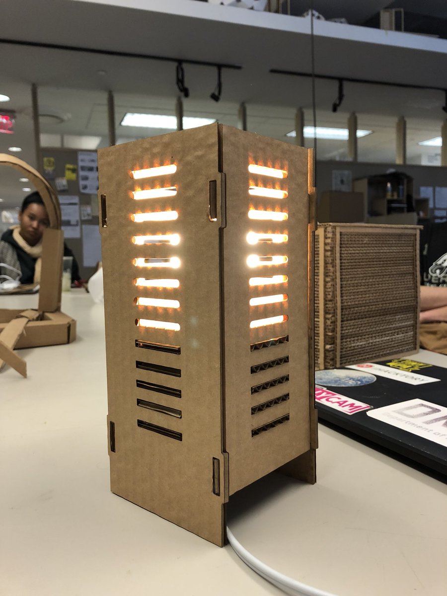 ID_Uarts's tweet photo. Students in Intro to Industrial Design are developing lighting fixtures from cardboard and vellum, which means class has great mood lighting these days. #uarts #industrialdesign @UArts_SoD @UArts https://t.co/CKFM6p6pGI