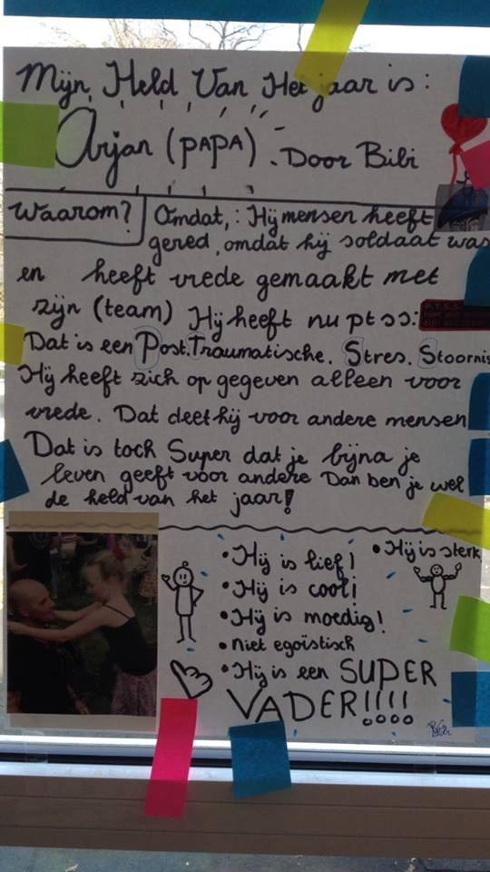 StMeforYou's tweet photo. Een grotere mooiere erkenning en waardering kun je niet krijgen. Dit meisje mocht de held van het jaar benoemen.😍😍😍😍 https://t.co/UweTtcSCNH