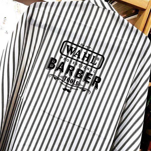 hstorepro's tweet image. #WAHL “Barber Tools”
Capa de corte con logo Barber y diseño tradicional.Amplio espacio para el cuello y agarre especial con ganchos.Libre de energía estática y resistente al agua. 
Disponible en nuestra tienda online 📲hstoreprofesional.es #barbertool… ift.tt/2GQZ5Ap