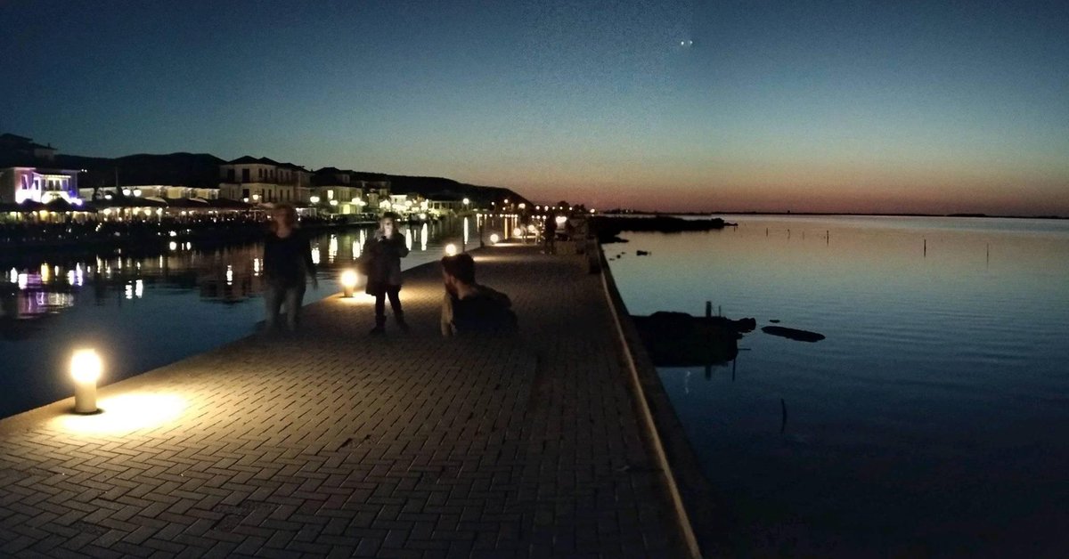 #enjoy #spring #night walks in #Lefkada #town !
.
#magical #sunsets #visitGreece #visitlefkada #Vacation #holidays #landscape #view #instapic #nofilter #instatravel #instaphoto #panoramicphoto