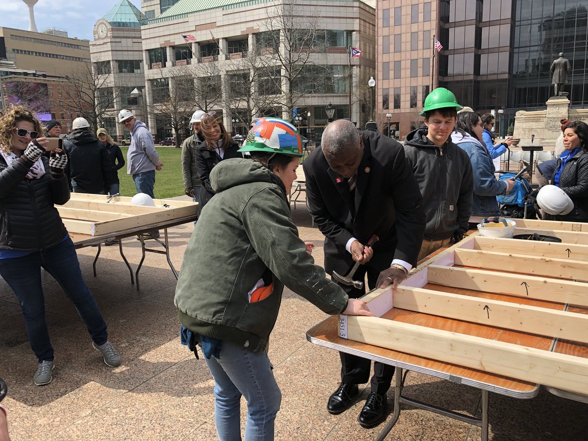 RepMikeAshford's tweet photo. Fun afternoon with  @ReStore_MVH4H and @OhioRealtors For their 50th Anniversary of the Fair Housing Act and the building of a Habitat for Humanity home on the statehouse grounds. https://t.co/swpbg90WH6