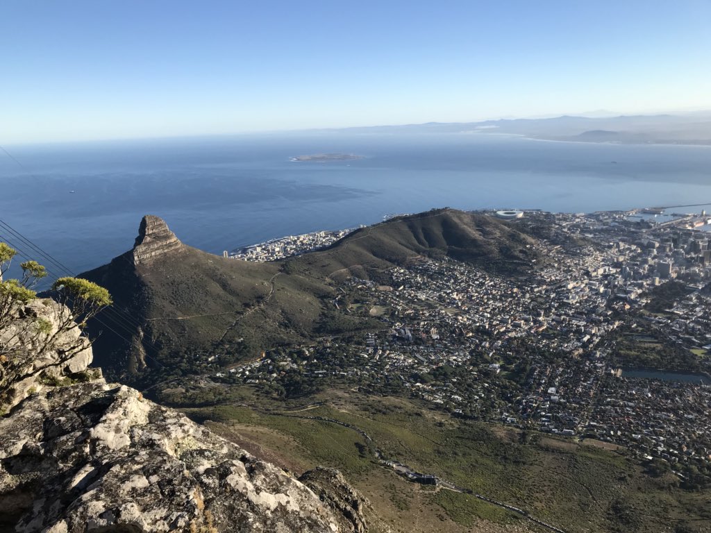 Microspecialist's tweet photo. So today we had meetings all over Cape Town #TableMountain #CapePoint #SimonsTown ending for me in #CampsBay #E2EVC #SouthAfrica #AzureAPEs #ApesonTour #Yellowpants https://t.co/5RCN1bTfx7
