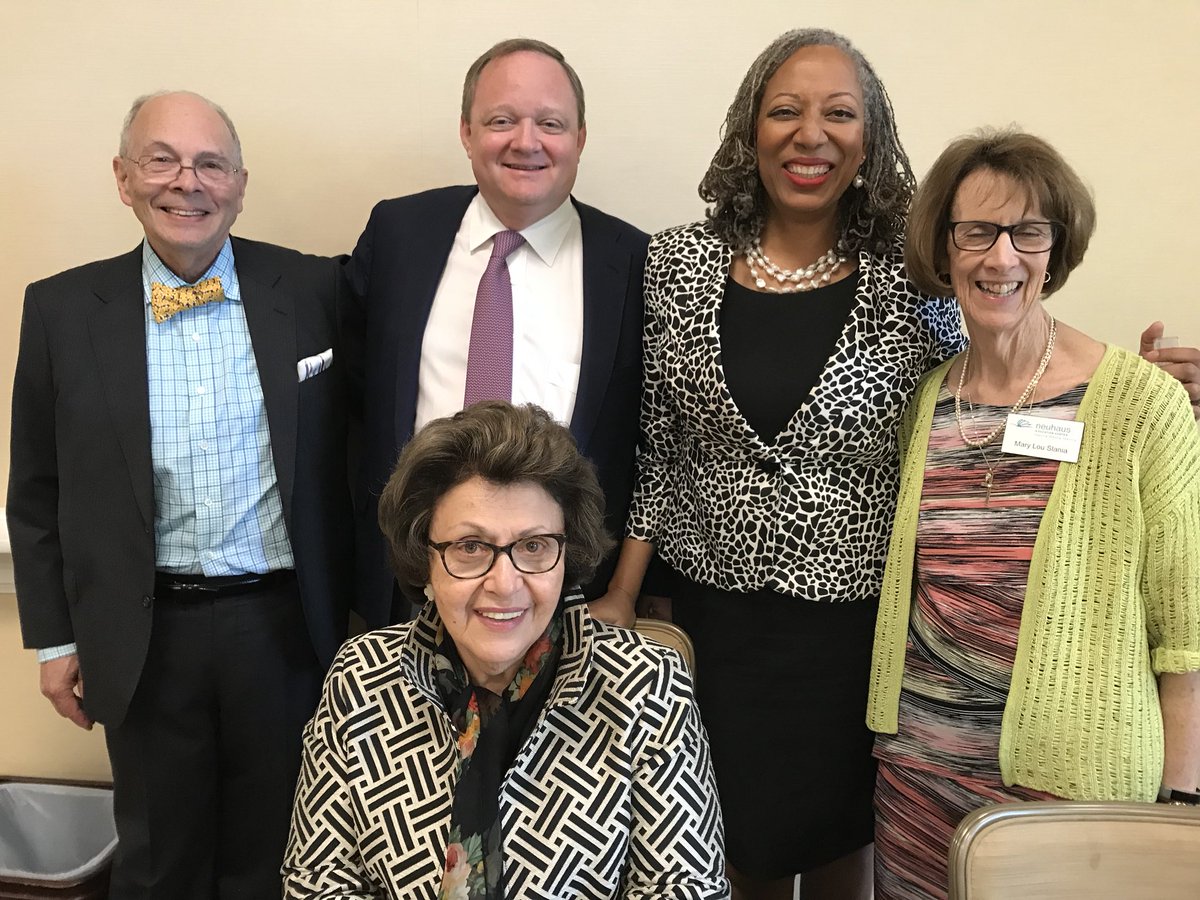 weedentracy's tweet photo. So grateful to Drs. Sally and Bennett Shaywitz, who serve on our national board, for the wonderful presentation today at the Neuhaus Lenox Reed Seminar.  Evidence based reading instruction will put dyslexic students and other struggling readers on a pathway of  success! https://t.co/dkqqRak71G