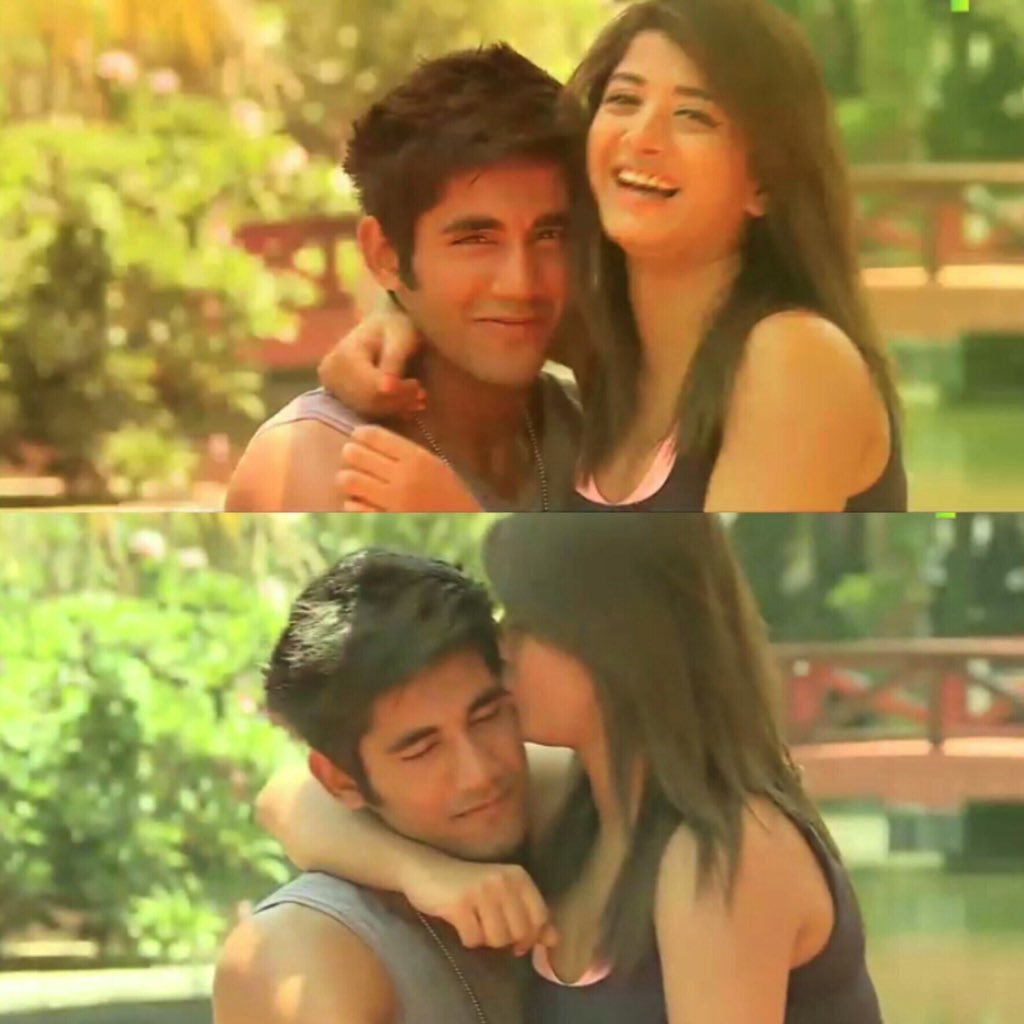 diya_rockss's tweet photo. When two people are meant to be together, they’ll eventually find their way back.. even after the detours and wrong turns, It’ll be.
#DevRukmini
#Vartina
@idevadhikari @RukminiMaitra
@VSood12 @martina3003
😍😍😍😍😍❤️💋🔥💖 https://t.co/QtleQwW7Lf