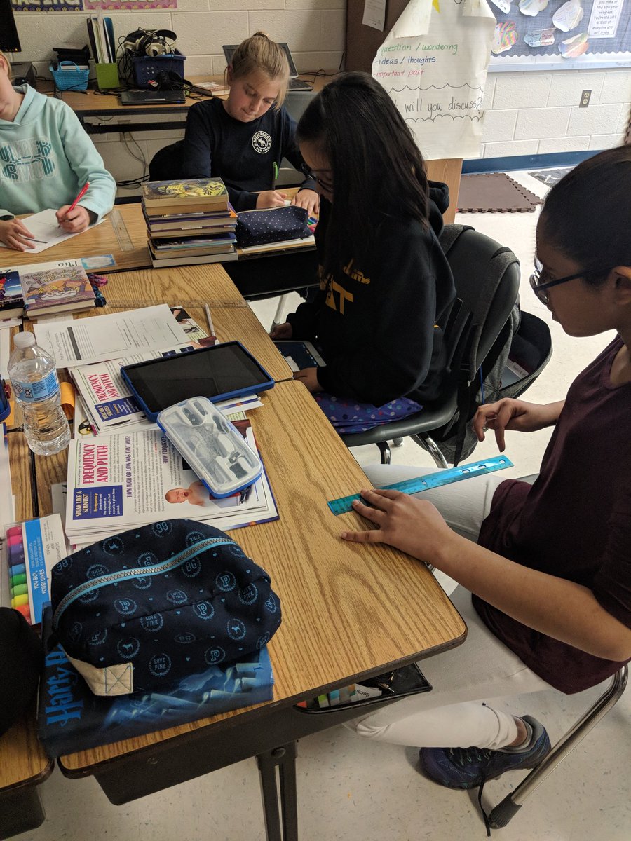 5Comets's tweet photo. Mrs. Koehler's class exploring frequency and pitch @HorizonElem https://t.co/PTv6fC1IVH