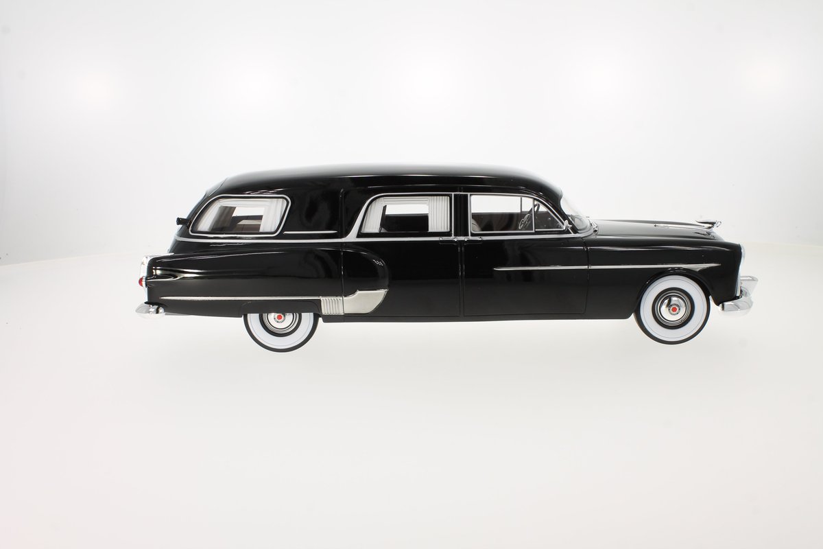 pics 1952 Packard Hearse twitter